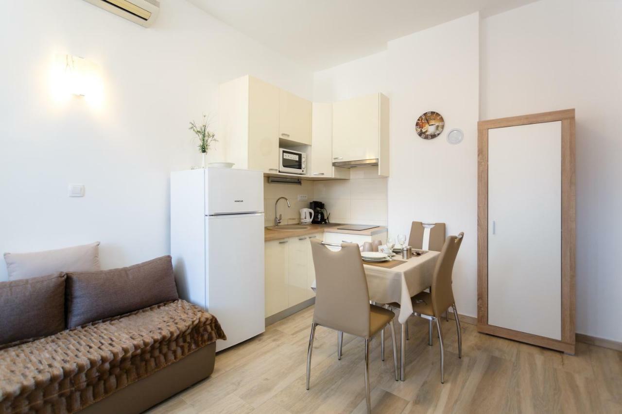 Apartment Rosemary 24 Krk Town Luaran gambar